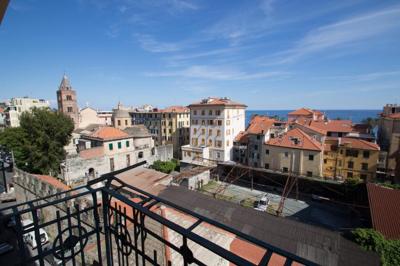 Appartamento Di 5 Locali,8 Posti Letto Vista Mare Варацце Экстерьер фото